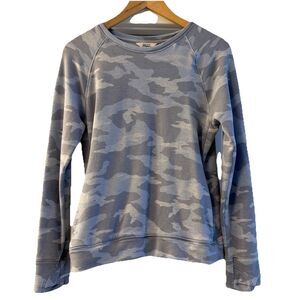 ATHLETA GIRL COZY CROSS YOUR FINGERS SWEATSHIRT LIGHT BLUE GRAY CAMO SIZE XL/ 14